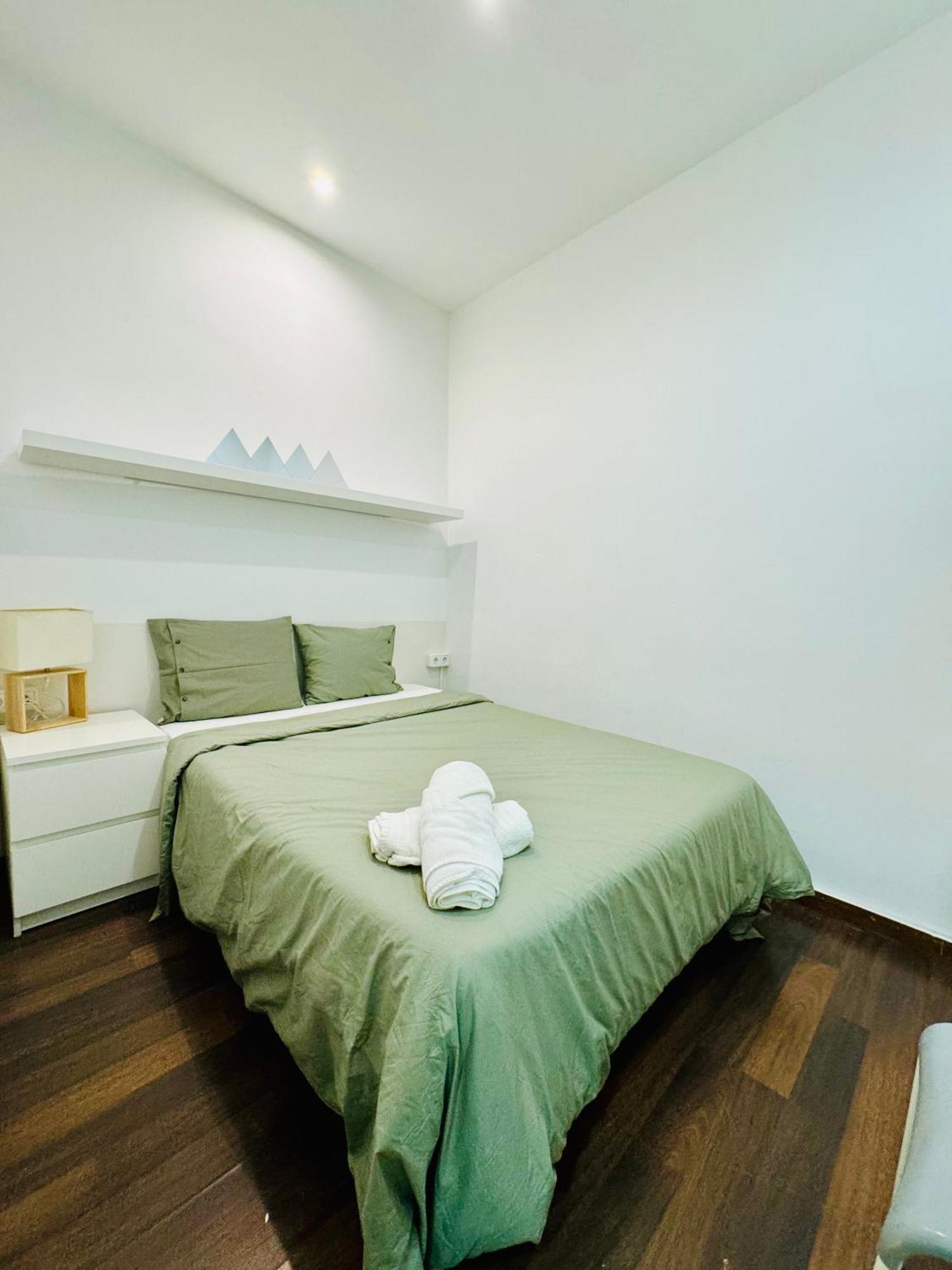 Апартаменты 028 Apartament 2 2 Барселона Экстерьер фото